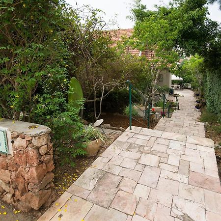 Homey Suite In Zichron Yaakov Zichron Ja’akow Kültér fotó