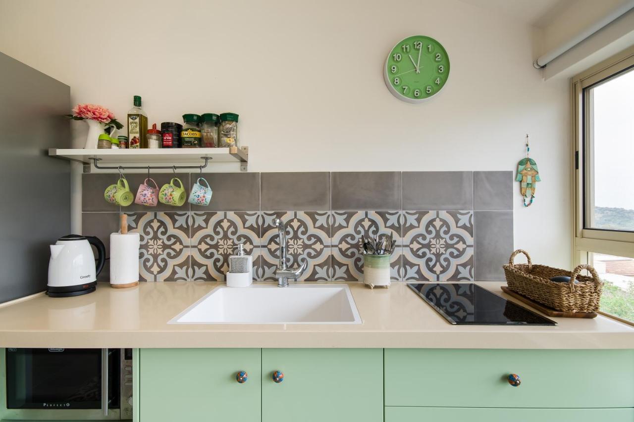 Homey Suite In Zichron Yaakov Zichron Ja’akow Kültér fotó